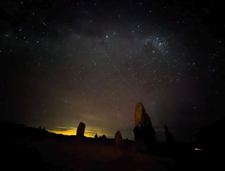 The night sky over the Pinnacles Desert once full dark has arrived
